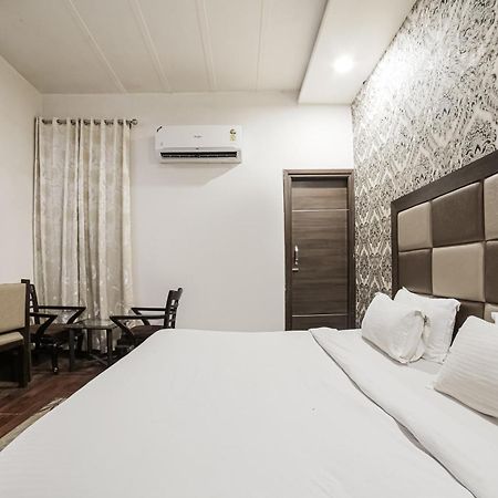 Townhouse Hollywood Heights Hotel Amritsar Ngoại thất bức ảnh