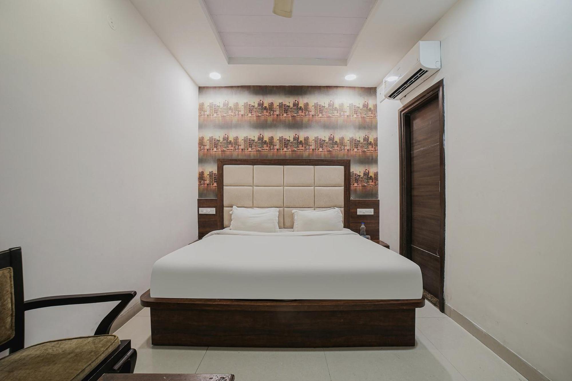 Townhouse Hollywood Heights Hotel Amritsar Ngoại thất bức ảnh