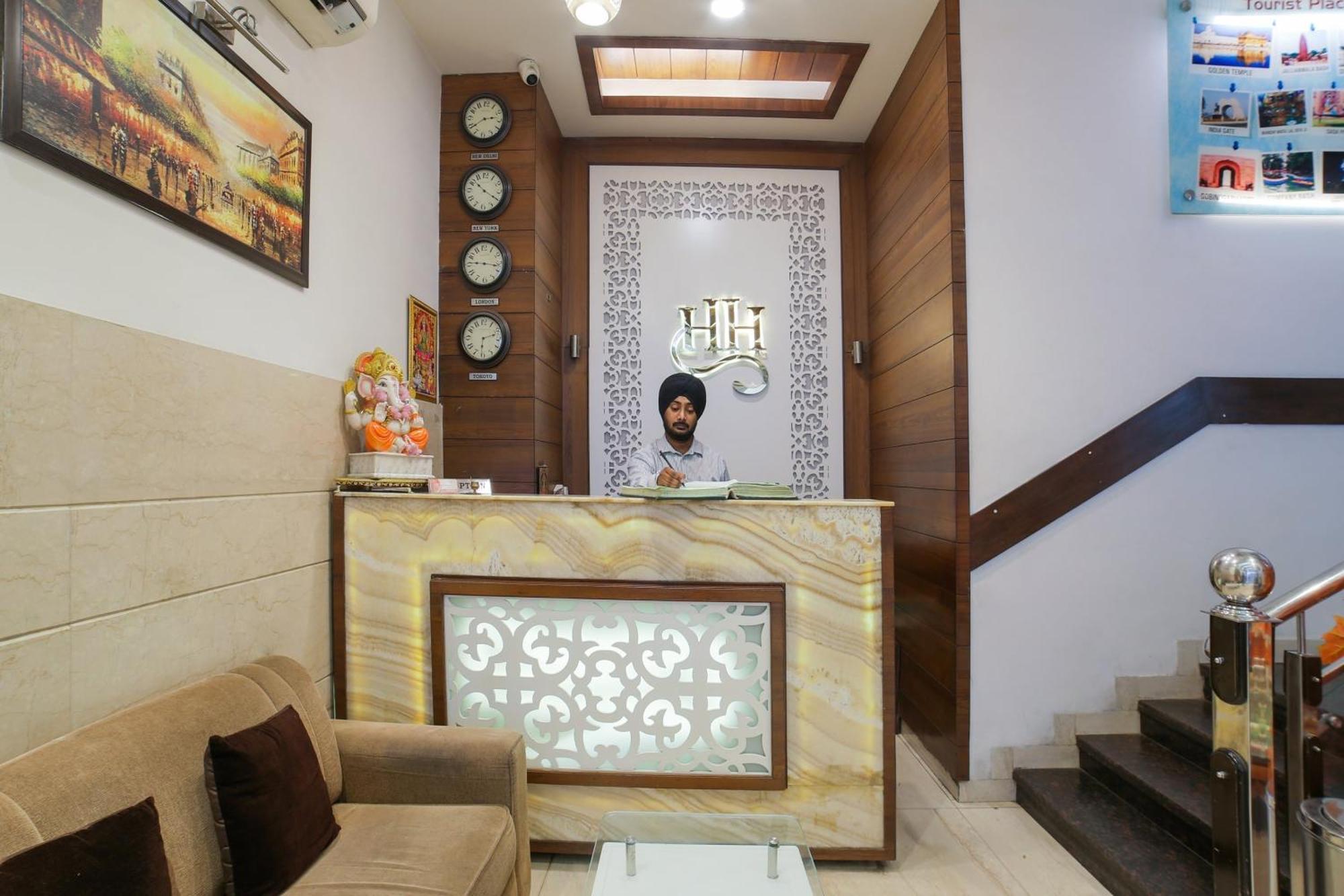 Townhouse Hollywood Heights Hotel Amritsar Ngoại thất bức ảnh