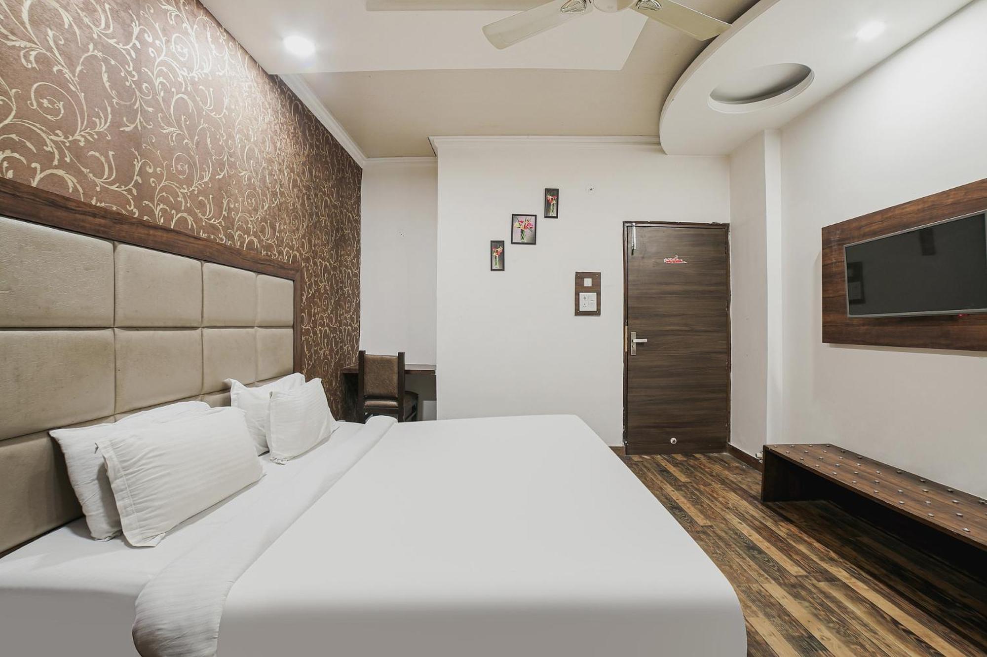 Townhouse Hollywood Heights Hotel Amritsar Ngoại thất bức ảnh
